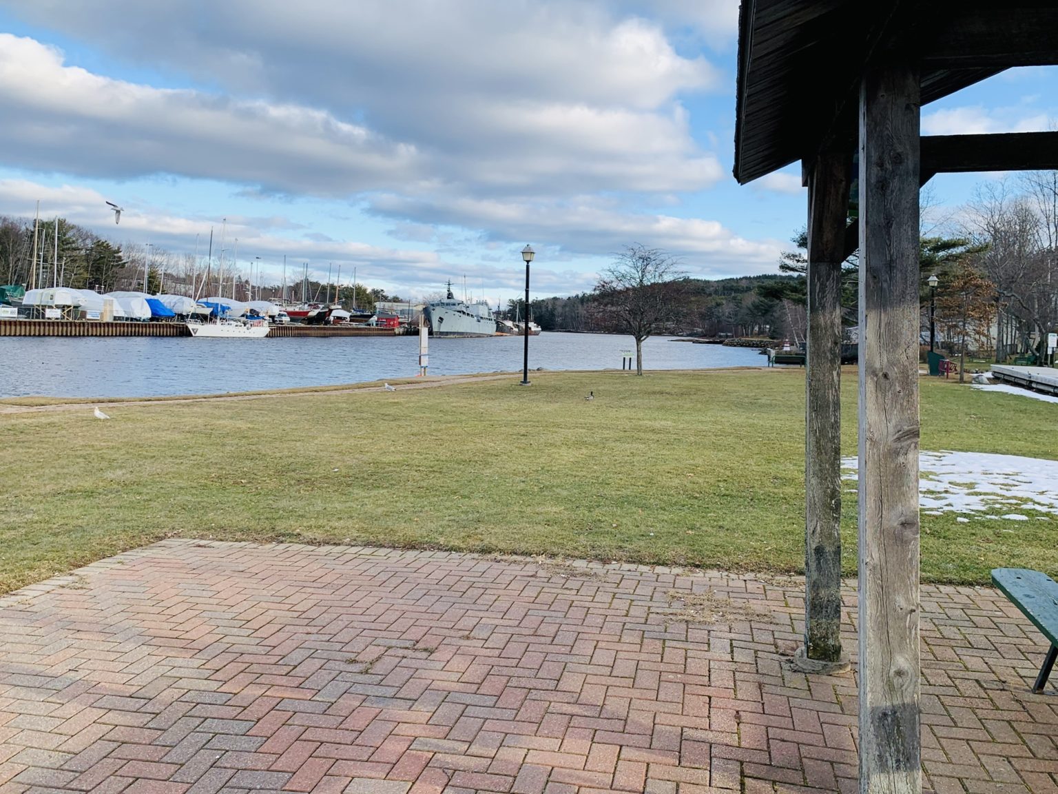 Beautifully Renovated 2 Bedroom Duplex in Bridgewater! 1400 plus