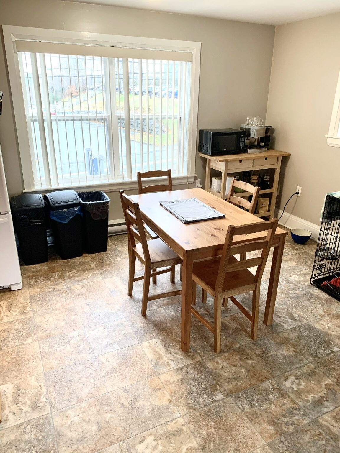 Beautiful upper level Apartment in Bridgewater., 1300 plus utilities