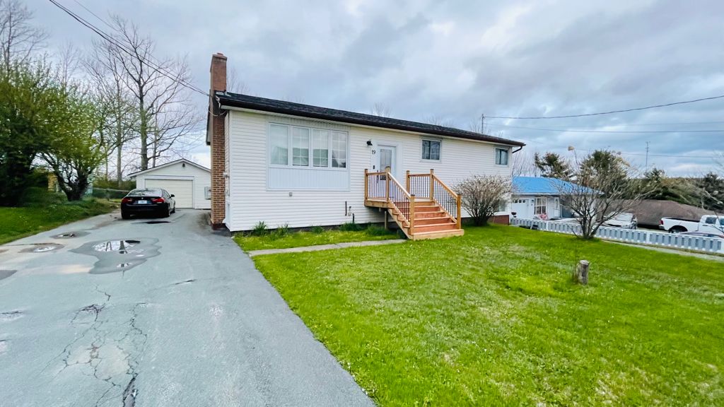 Fall River 3 bedroom upper flat Lets Rent